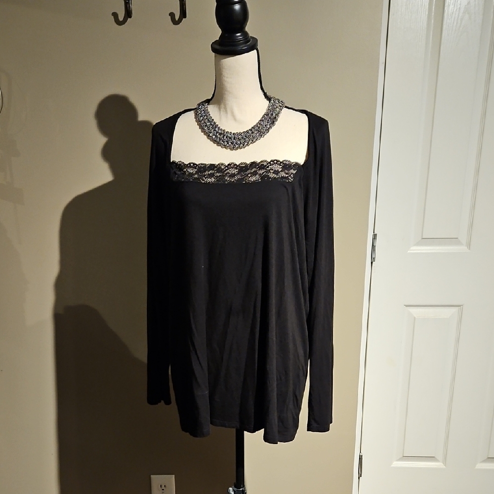Lacey Square Neckline Super Soft Longsleeve Shirt